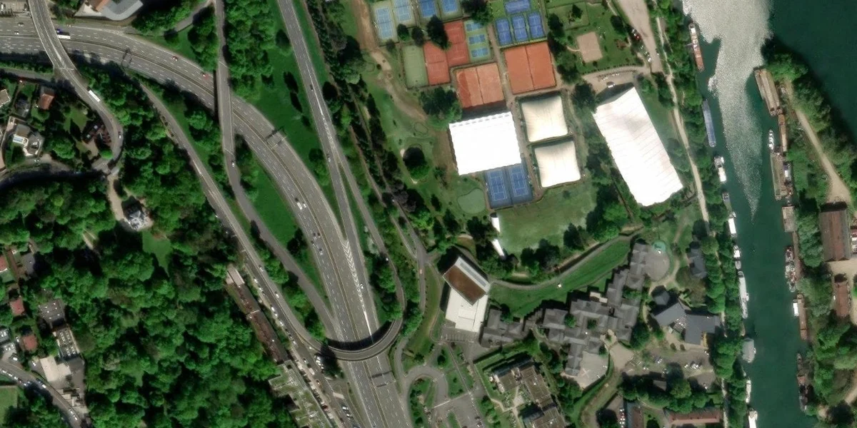 Terrain des Pyramides