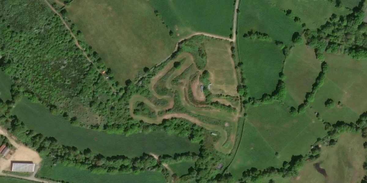 Terrain d'Auto Cross de Glénay