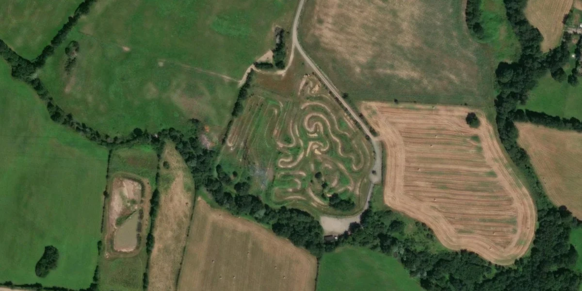 Mouzeil Quad