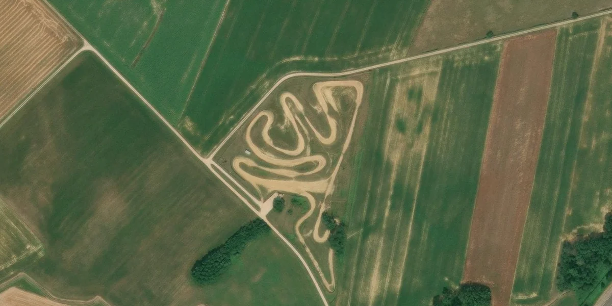Circuit Moto Cross de Vincent