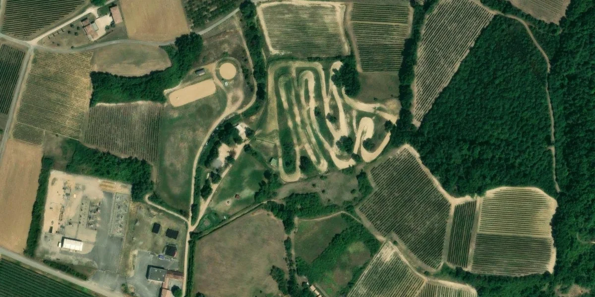Circuit Moto Cross de Chanos-Curson