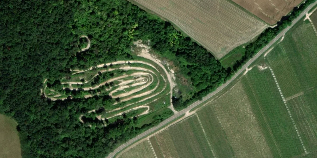 Circuit Moto Cross de Barbonne Fayel