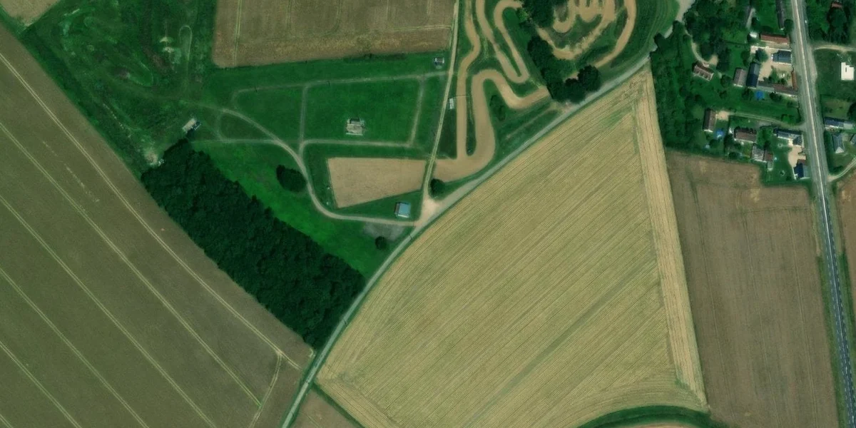Circuit Moto Cross de Thomer la Sôgne