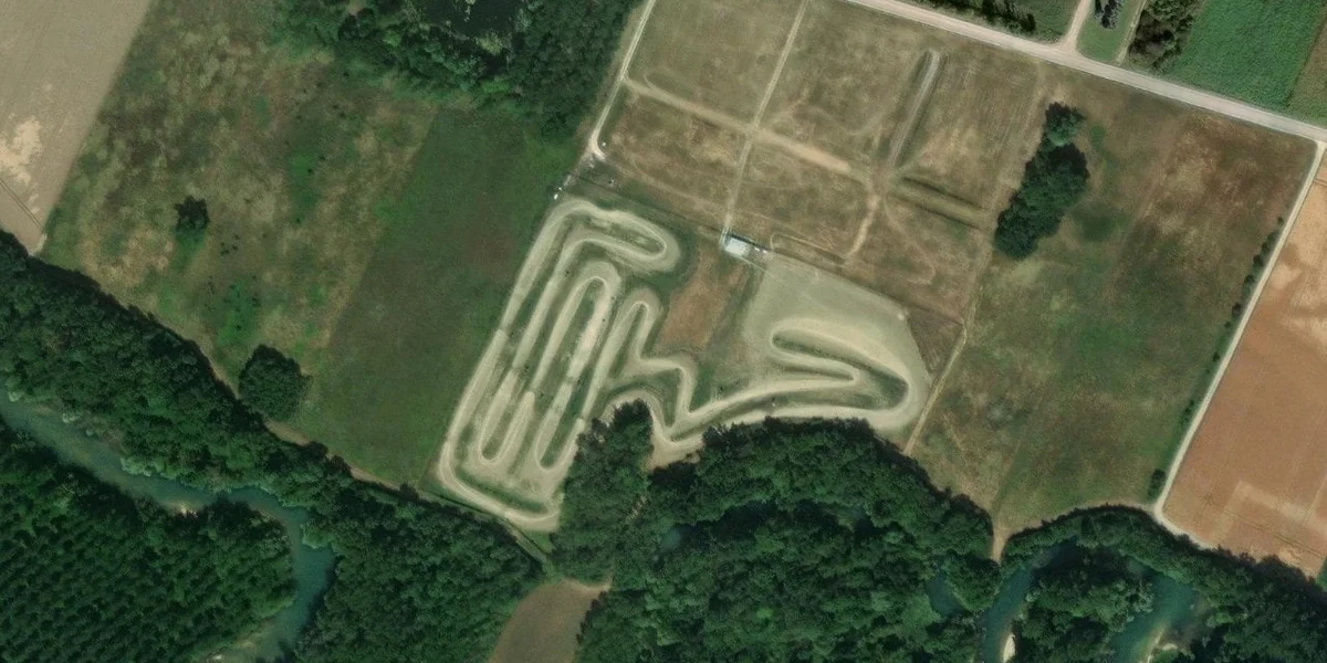 Circuit Moto Cross de Le Chêne