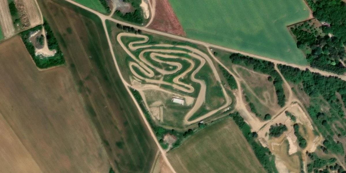 Circuit Moto Cross de Liffol-Le-Grand