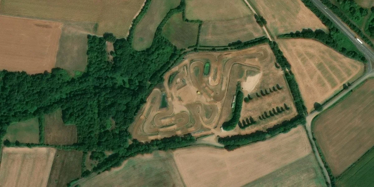 Circuit Moto Cross de Celles sur Belle