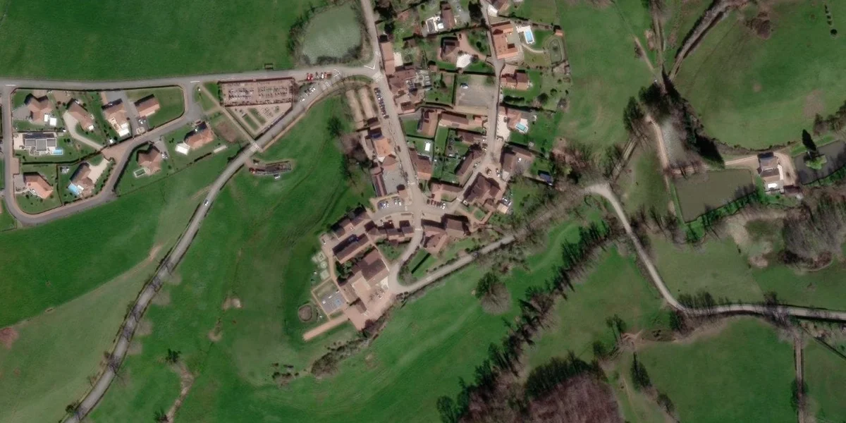 Terrain de Notre-Dame de Boisset