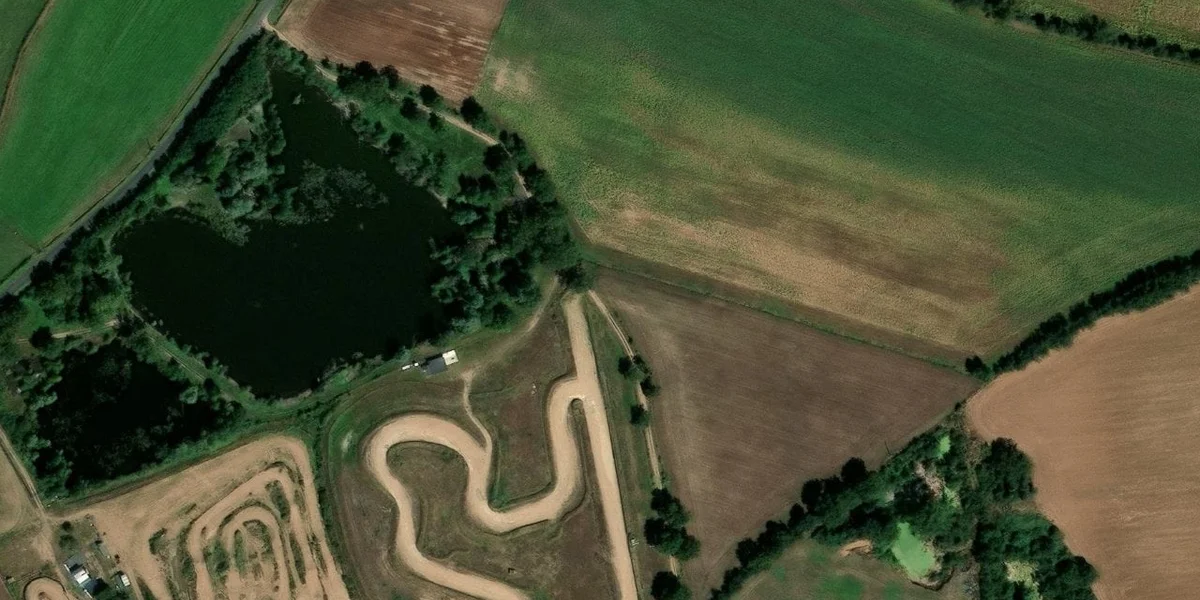 Club des Loisirs Mécaniques d'Ainay-le-Château (CLM 03)