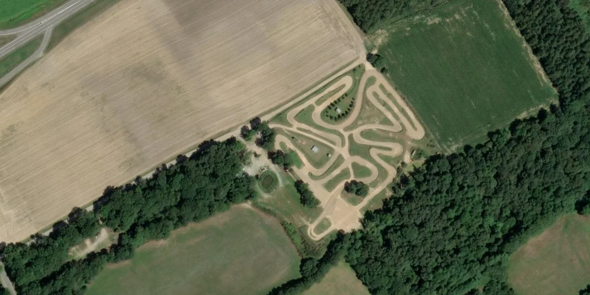 Circuit Moto Cross d'Andouillé Neuville
