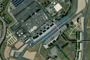 Vue aérienne (© Esri, Maxar, Earthstar Geographics)