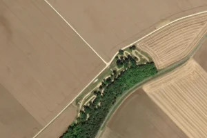 Vue aérienne (© Esri, Maxar, Earthstar Geographics)