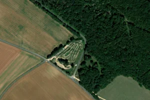 Vue aérienne (© Esri, Maxar, Earthstar Geographics)