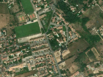 Photo du terrain Stade jean Ovili