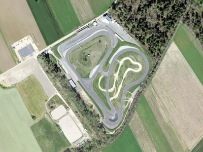 Photo du terrain TCS Centre de conduite Lignières