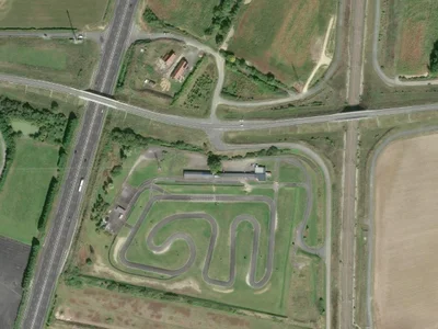 Photo du terrain Circuit de Karting de Villeperdue